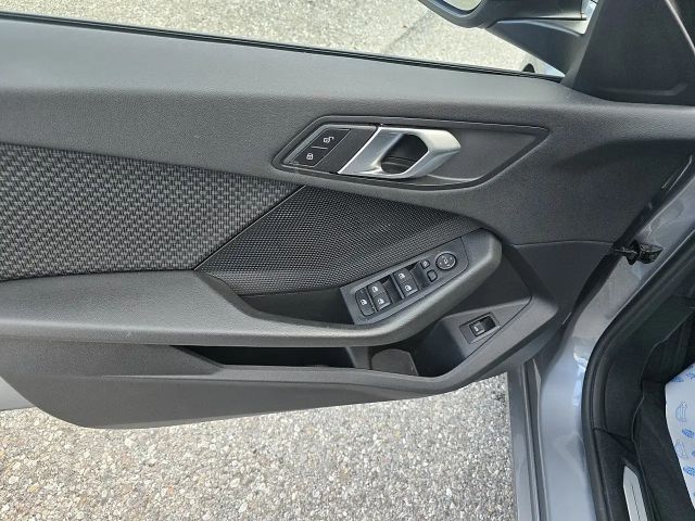 BMW 120 120d Sedan xDrive