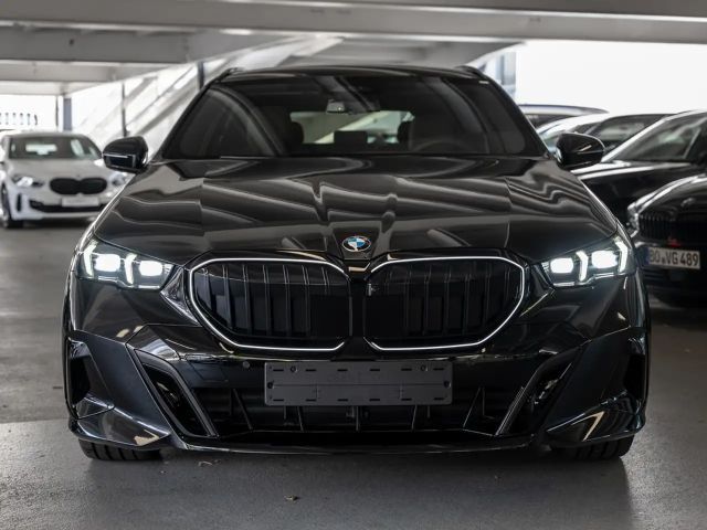 BMW 540 540d M-Sport Touring xDrive