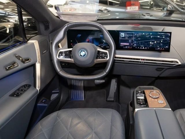 BMW iX xDrive40