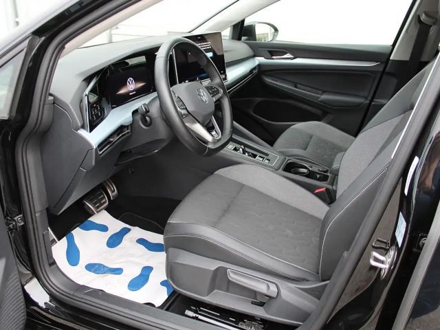 Volkswagen Golf ACT DSG Life Variant