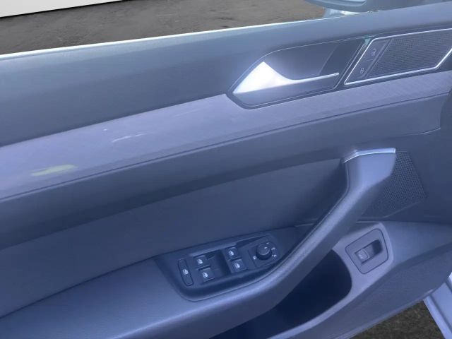 Volkswagen Passat 2.0 TDI Business DSG Variant