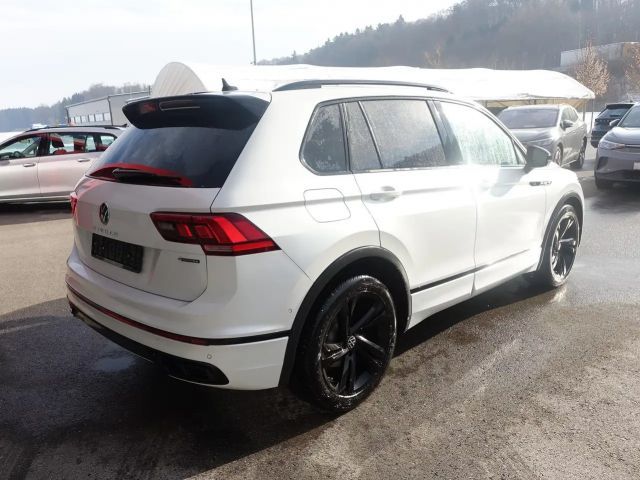 Volkswagen Tiguan 4Motion R-Line