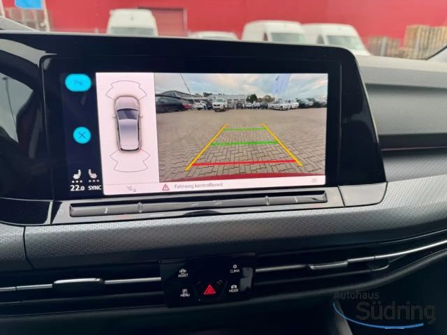 Volkswagen Golf 1.5 eTSI DSG