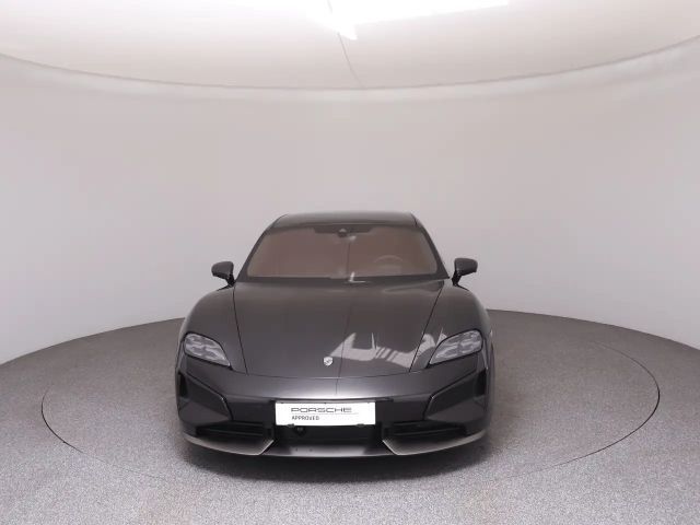Porsche Taycan Sport Turismo Turbo