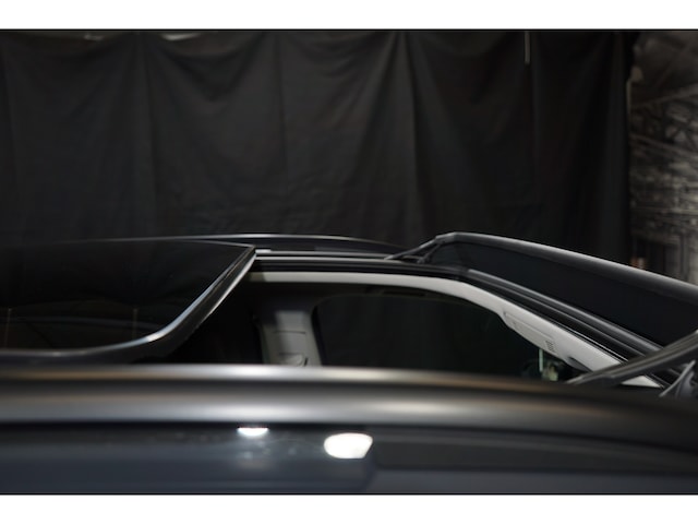 Volkswagen Touran 1.5 TSI Highline Style