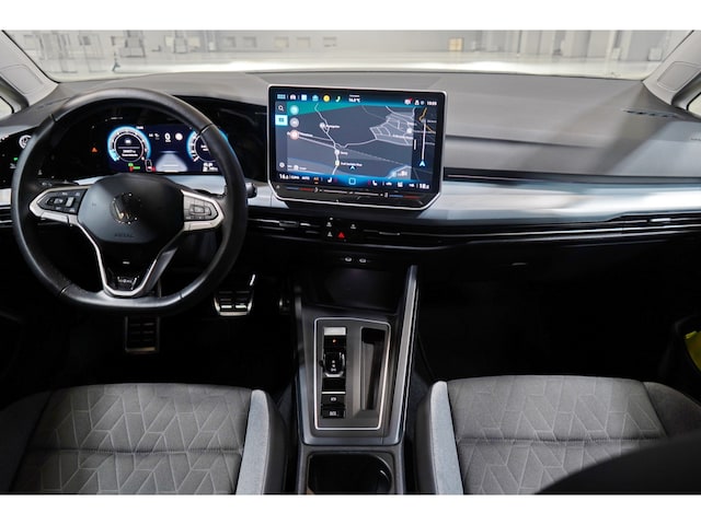 Volkswagen Golf 1.5 eTSI Life Variant