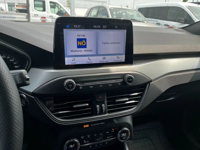 Ford Focus EcoBoost ST Line