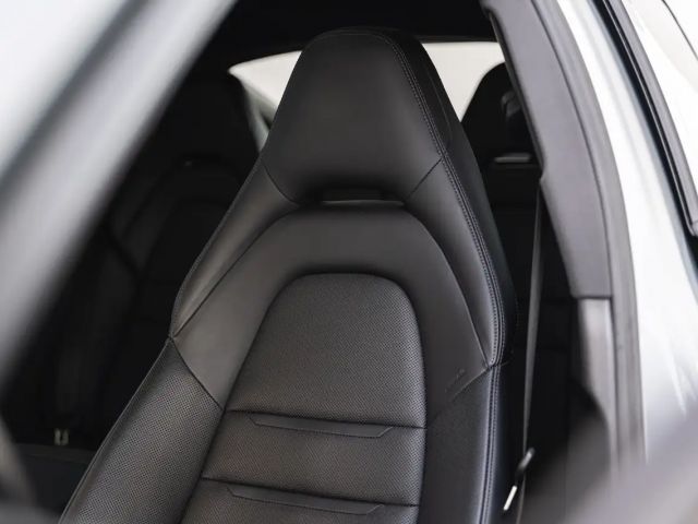 Porsche Panamera 4 E-Hybrid