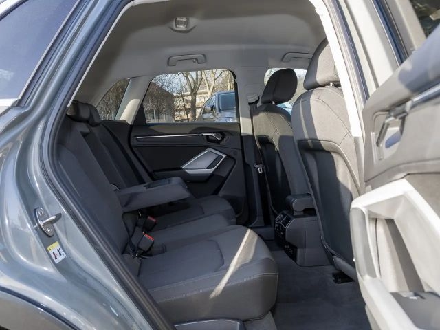 Audi Q3 35 TFSI S-Tronic