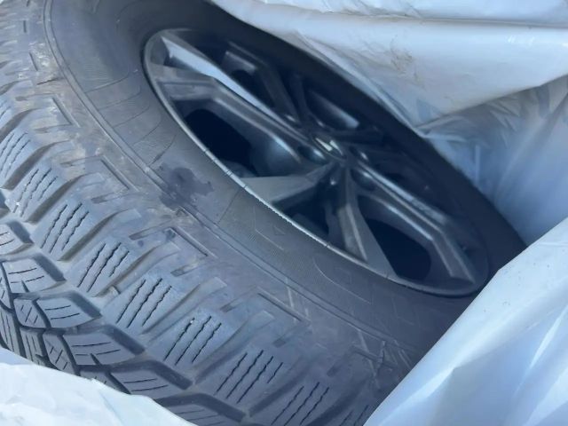 Renault Captur Hybrid RS TCe 160