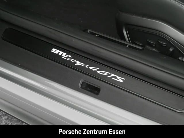 Porsche 992 4 Coupé GTS S Targa