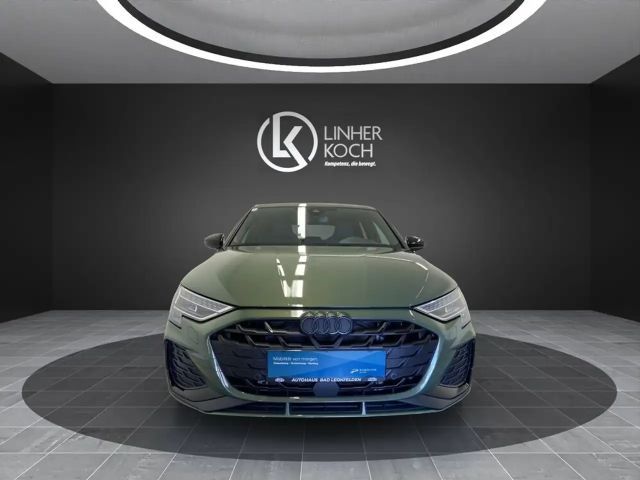 Audi A3 45 TFSI Hybride S-Line Sedan