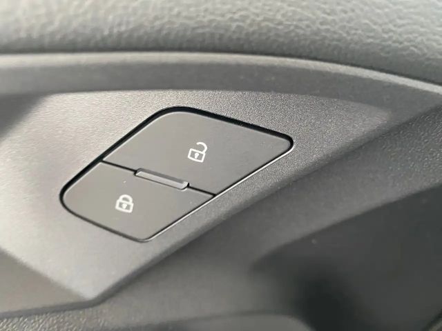 Audi A3 30 TFSI Sedan