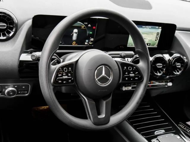 Mercedes-Benz B 250 B 250 e