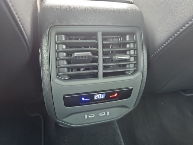 Cupra Formentor 1.5 eTSI Alu Matrix-LED Sennheiser Nav