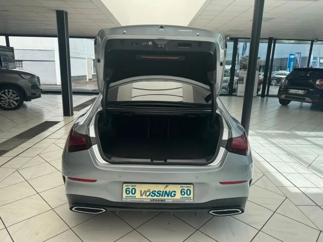 Mercedes-Benz CLA 200 AMG Line Coupé