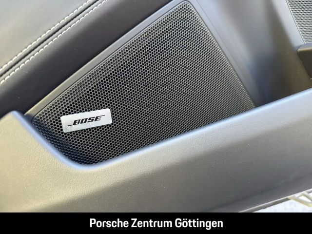 Porsche 992 4 Coupé GTS Targa