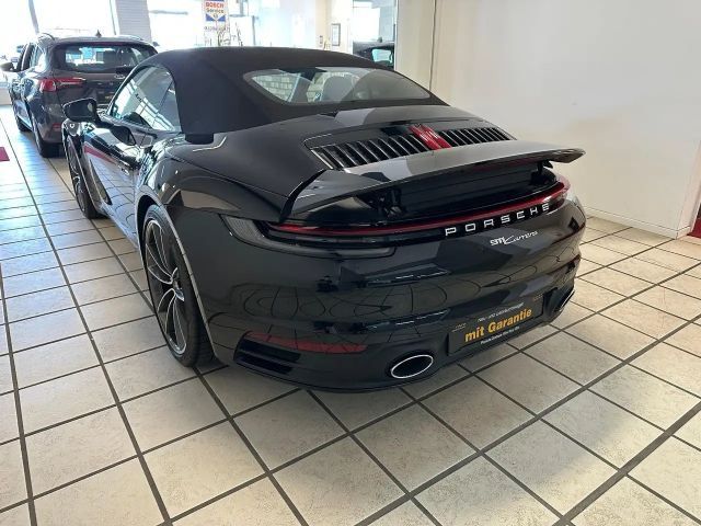 Porsche 992 Cabrio Carrera