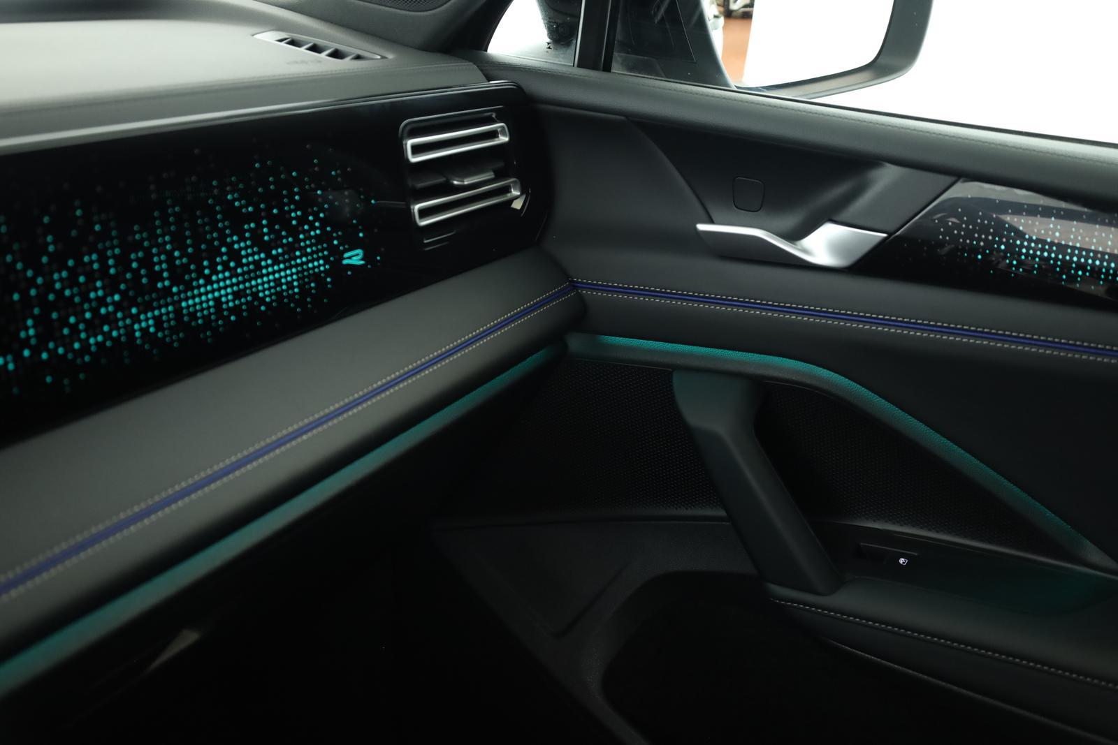 Volkswagen Tiguan 2.0 TSI DSG IQ.Drive R-Line