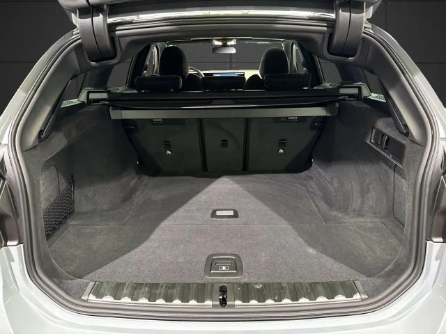 BMW 320 320d M-Sport Touring xDrive