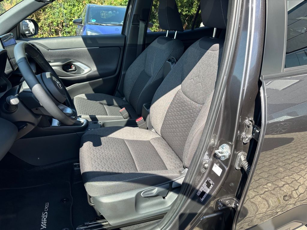 Toyota Yaris Cross 5-deurs Team D