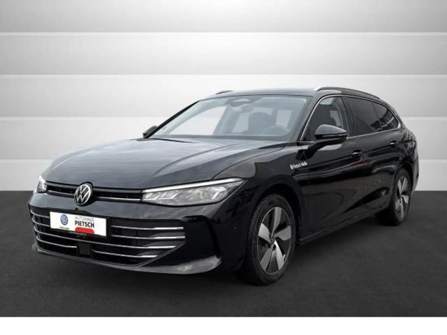 Volkswagen Passat 1.5 eTSI Business DSG Variant