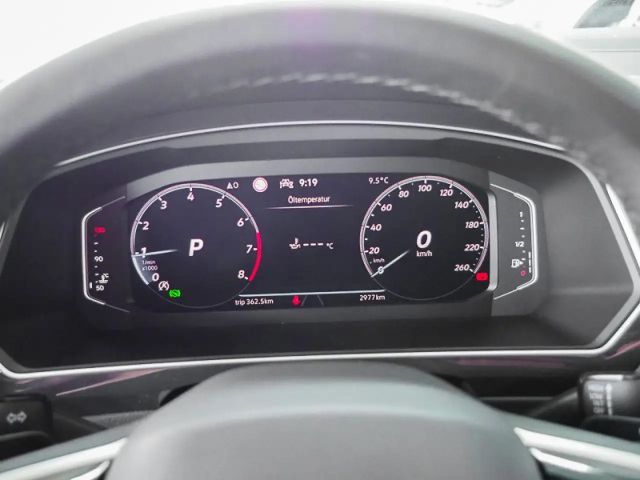 Volkswagen Tiguan 1.5 TSI DSG R-Line