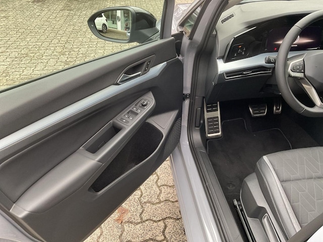 Volkswagen Golf 1.5 eTSI DSG Golf VIII