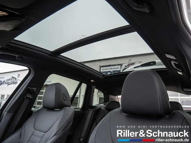 BMW X3 40d AHK ACC HUD STANDHZ PANO LASER 360°