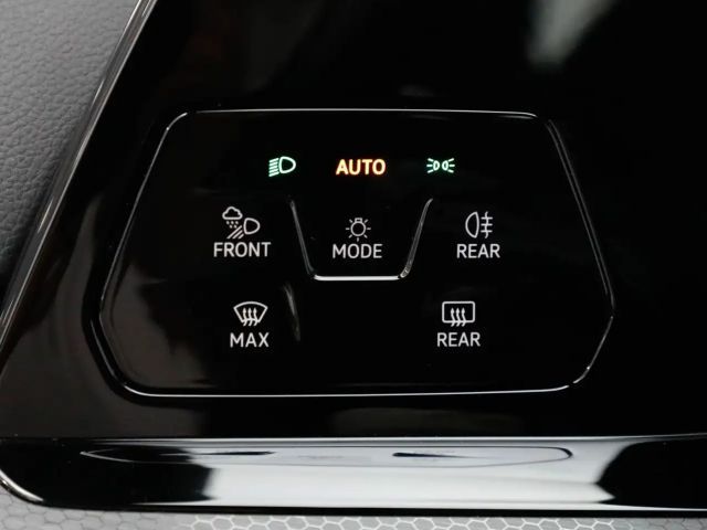 Volkswagen Golf 2.0 TSI GTI