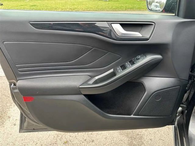 Ford Focus EcoBoost ST Line
