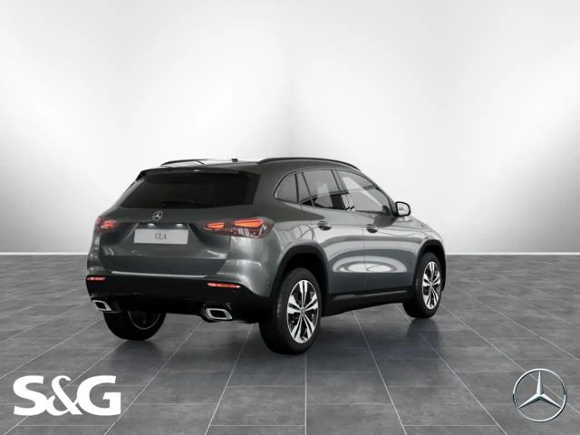 Mercedes-Benz GLA 180 NIGHT PAKET+KAMERA+LED+SPURHALTE+PDC+18"