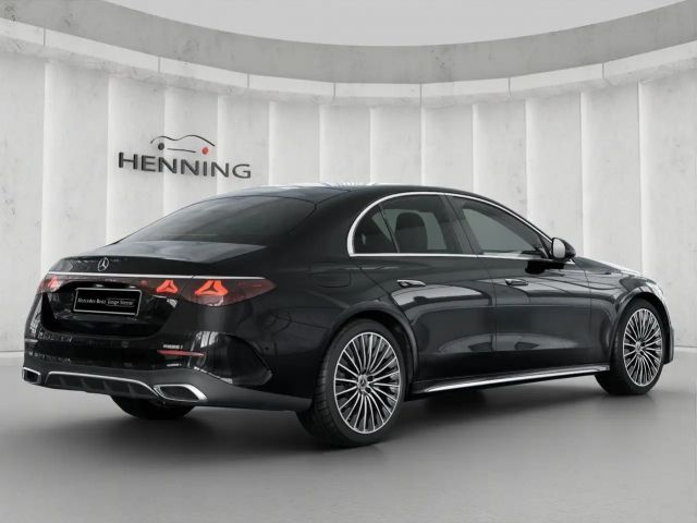 Mercedes-Benz E 200 AMG Line Sedan