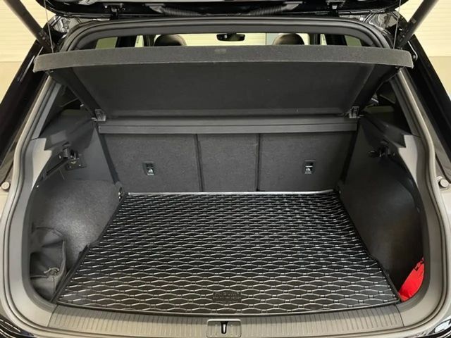 Volkswagen Tiguan 2.0 TSI R 4Motion KAMERA+PANO+AHK+MATRIX+APP+LA...