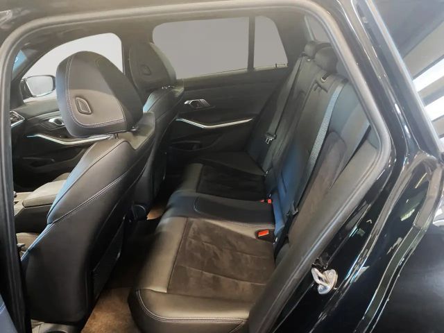 BMW 320 320i Touring