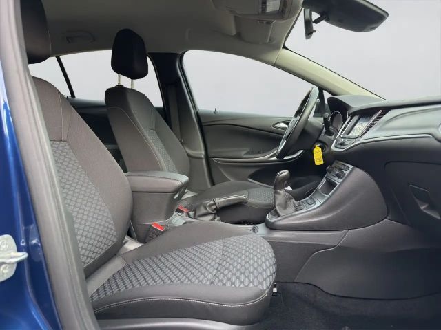 Opel Astra 1.2 Turbo Edition