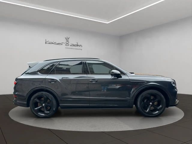 Bentley Bentayga V8
