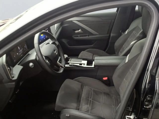 Opel Astra GS-Line Grand Sport