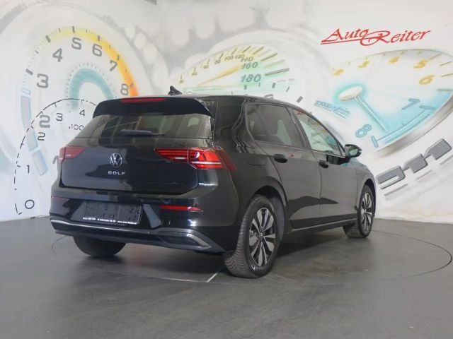 Volkswagen Golf ACT Life