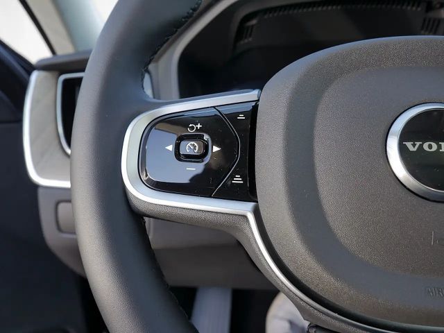 Volvo XC60 AWD Dark Plus