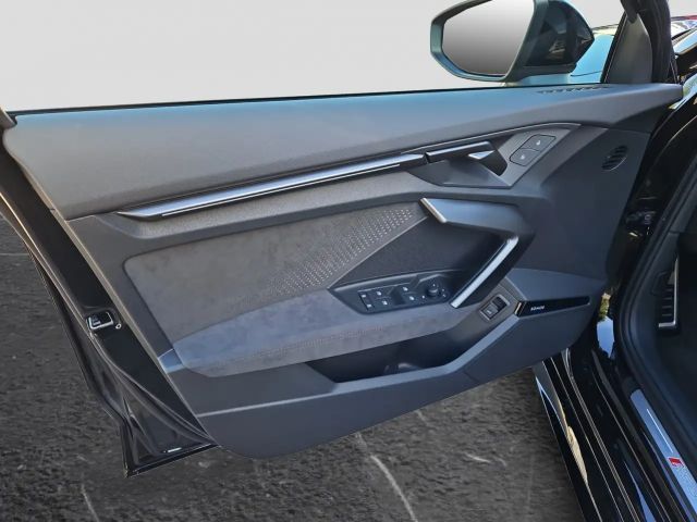 Audi RS3 Quattro S-Tronic Sedan Sportback