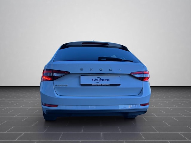 Skoda Superb 2.0 TDI Ambition Combi