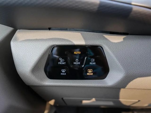 Volkswagen Multivan DSG Lang T7