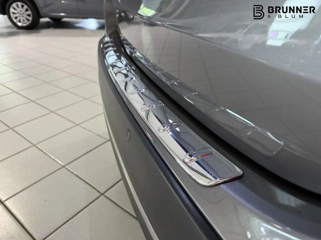 Mercedes-Benz GLA 200 AMG Line Premium