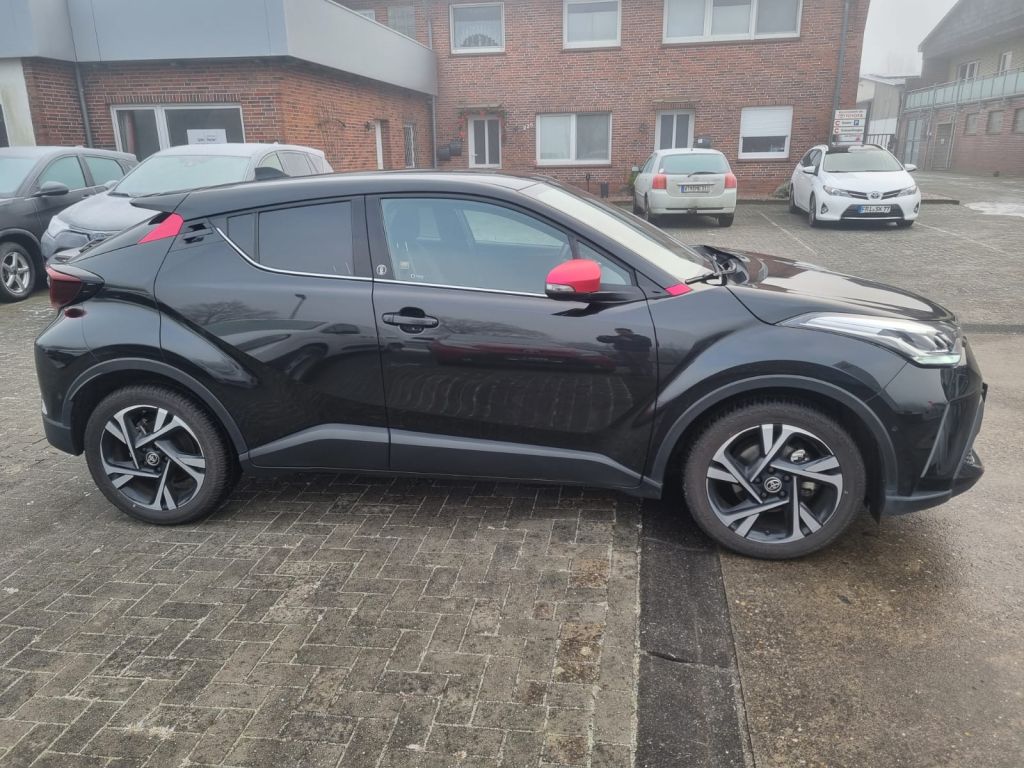 Toyota C-HR 5-deurs Team D