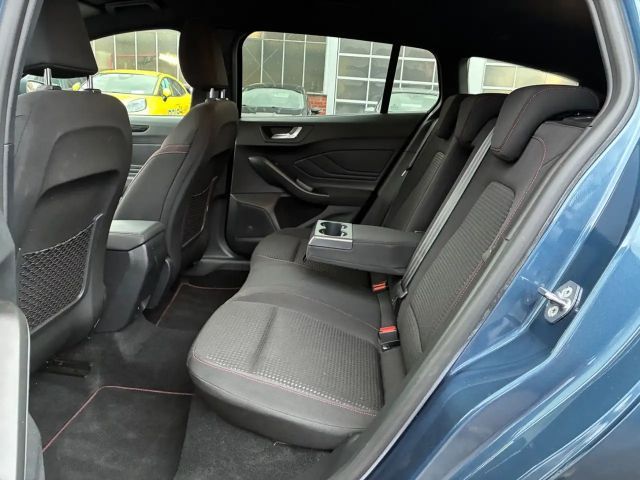 Ford Focus ST Line