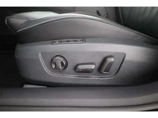 Skoda Superb 2.0 TDI Combi Style Style