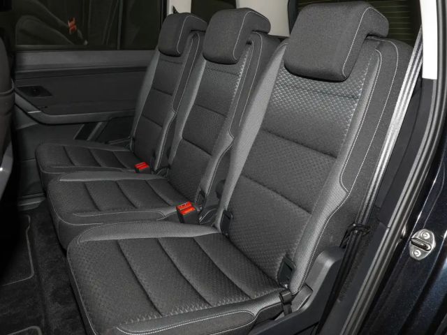 Volkswagen Touran 1.5 TSI DSG