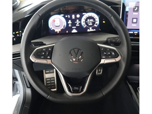 Volkswagen Golf 1.5 eTSI DSG Golf VIII