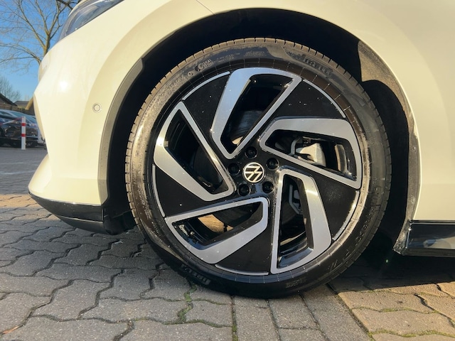 Volkswagen ID.7 Pro Tourer